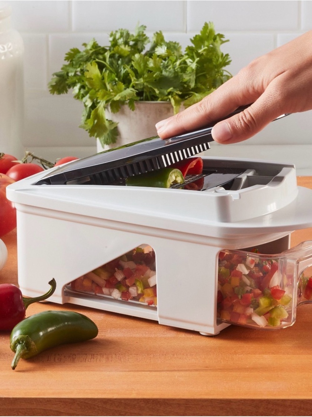 MIU 11 Piece Vegetable Chopper And Slicer